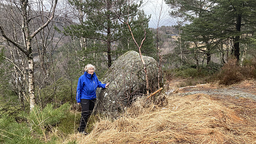 Astrid ved Villgeita. Foto mot nord,
