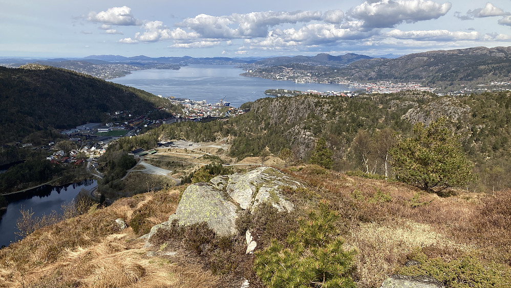 Utsikt fra Nova mot Byfjorden i NNV