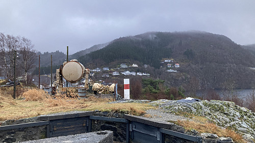 Utsikt sørover mot Tellevikafjellet 464