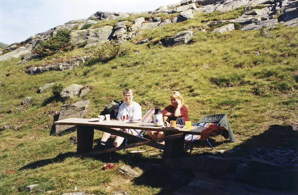Rømmekolle og lapper laget av budeien Hanne Sofie på Pers støl!