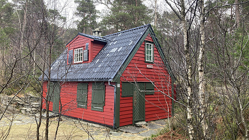 Gjensyn med Ravneberghytten Byfjellene 71