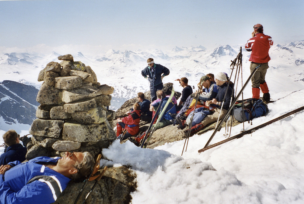 Voss Utferdslag på Tjønnholstinden 2332 13. mai 2001
