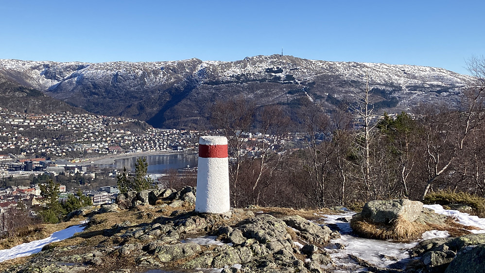 Mot Ulriken. Nydelig dag i Byfjellene!