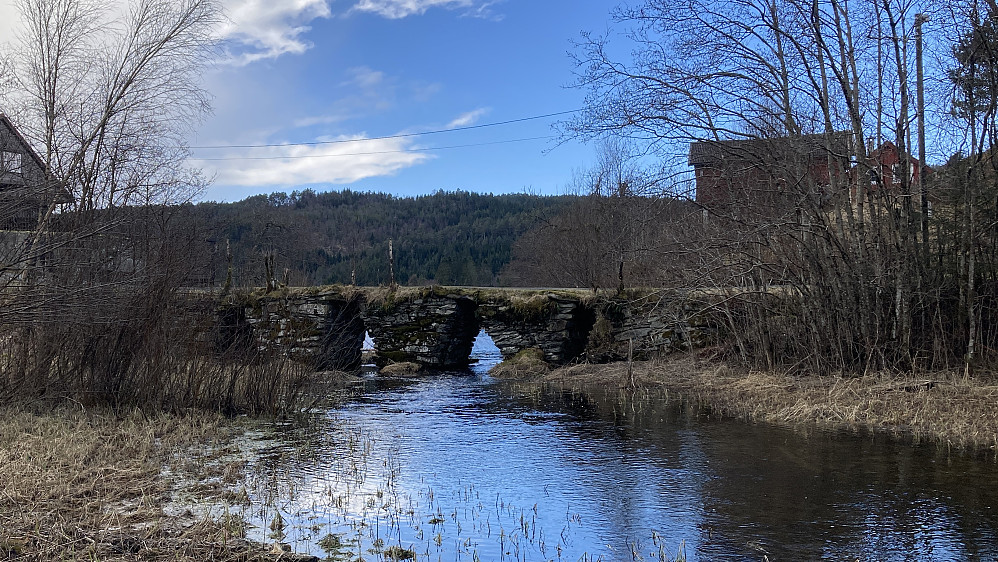 Gamle Torve bro sett fra øst ved Torvelva