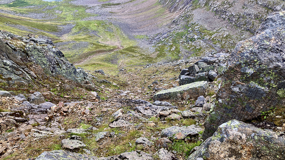 Ned mot skaret fra rennen