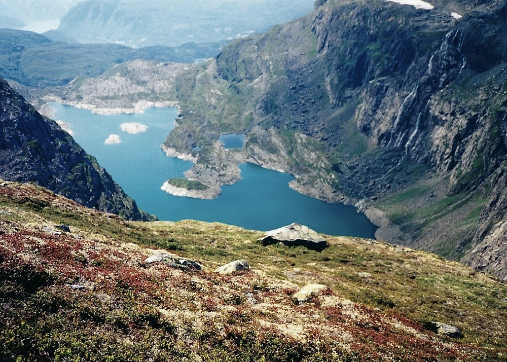 Utsikt mot Ljoneskruelen fra Reinaskardet