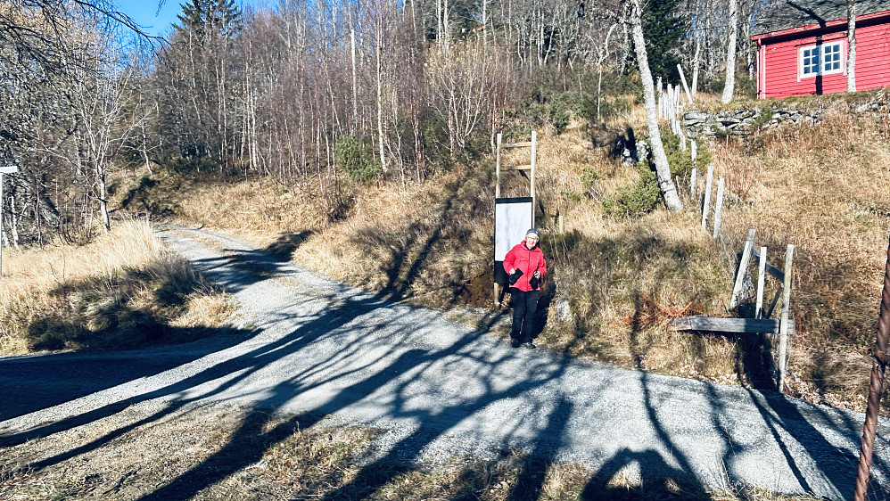 Veikrysset Kvile vest for Brekke på Reimegrend