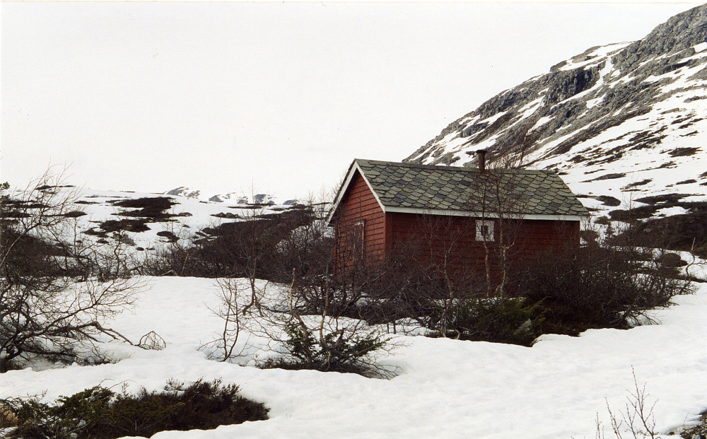 En "Gjætarbu" fra 1950-årene ved Grodgjuvedalen. Tilhører Kløve-familen.
