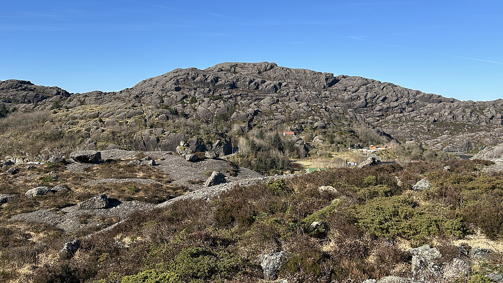 Rånekletten sett fra Daløyvegen i øst 