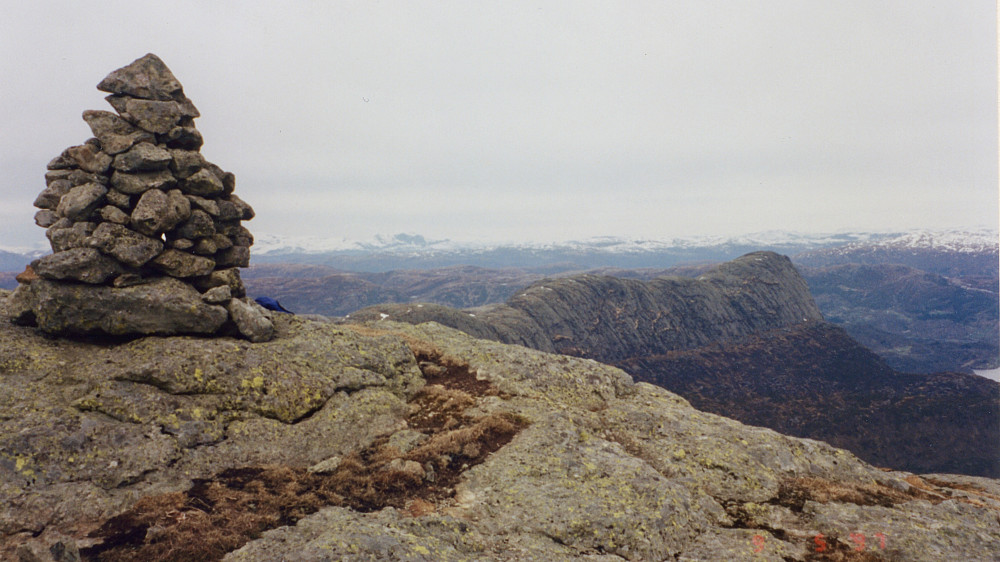 Fra varden på Risnesnipa SØ mot Lifjellet