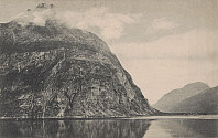Sunndalen og Hovsnebba omkring 1900