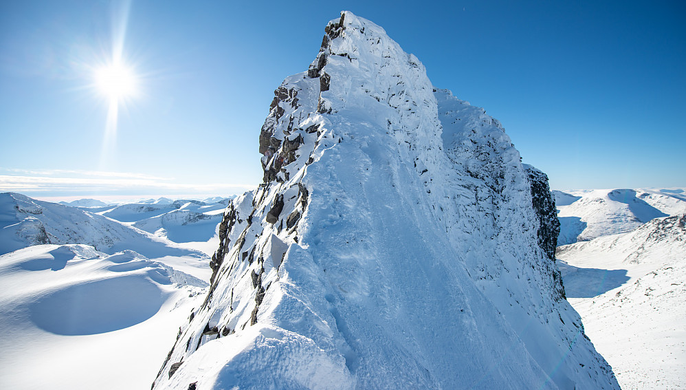 Ymmelstinden