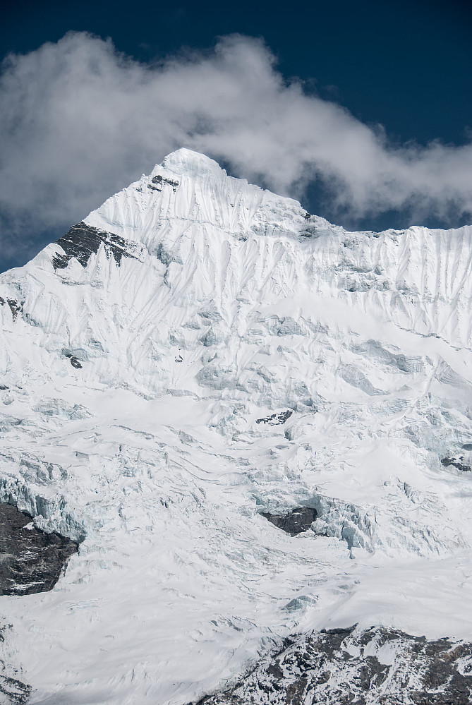Amphu Middle og Chukhung Glacier sett fra vest