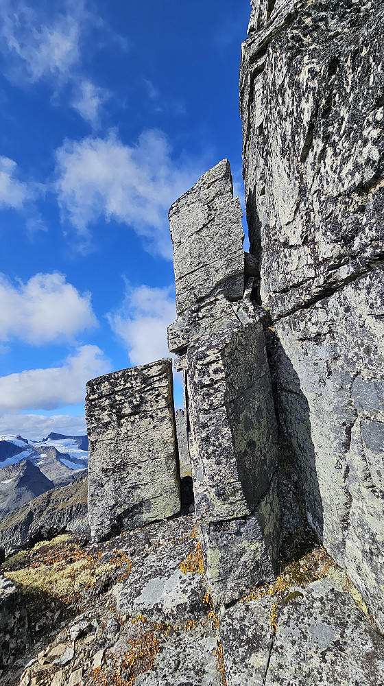 Artig klatreparti var opp disse blokkene