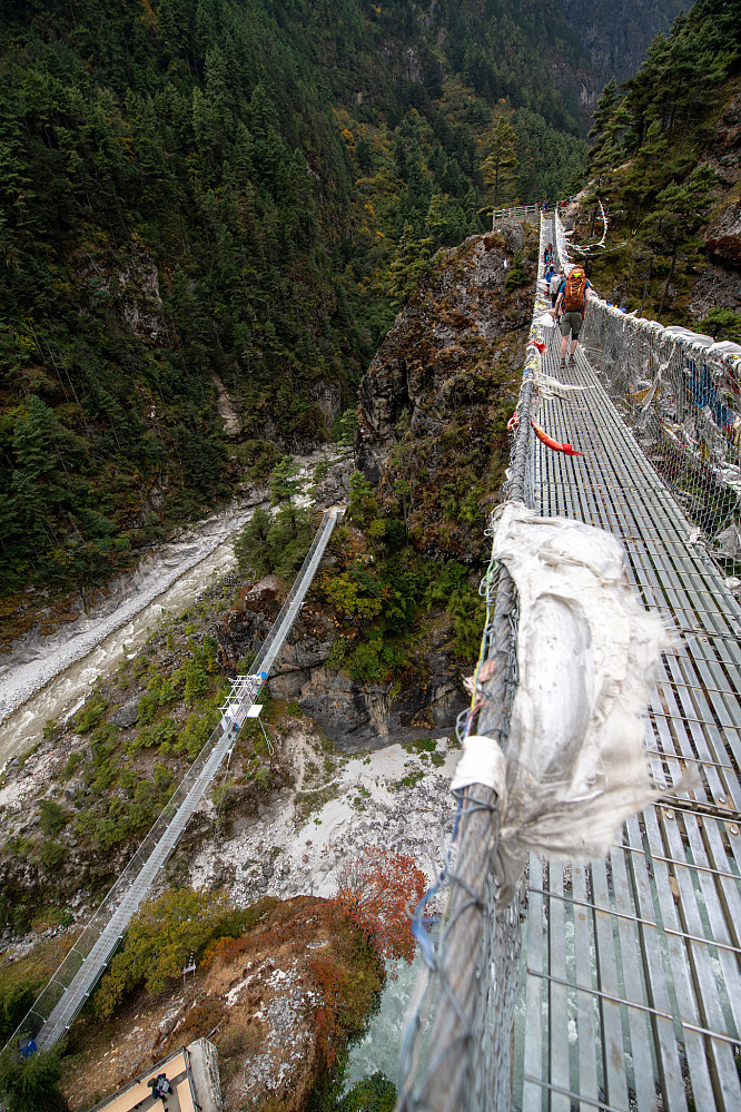 Hillary Bridge, den mest spektakulære hengebrua i Khumbudalen