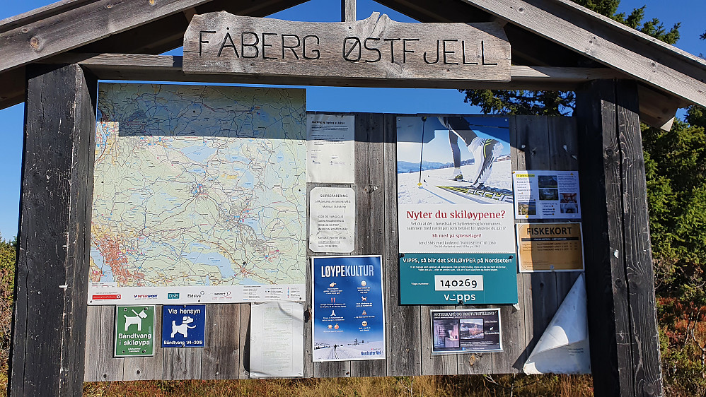 Infotavle ved parkeringen på Snauskallen