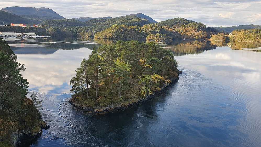 Fint ved Skodjebruene 