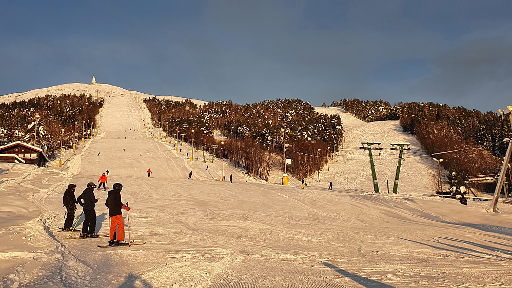 Sesongåpning på Tusten skiheiser 
