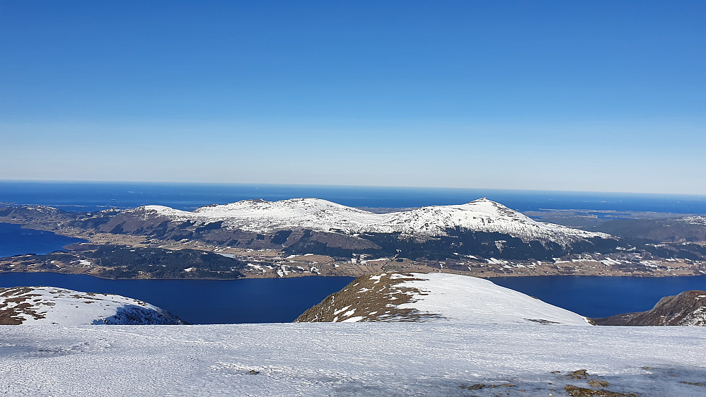 Mot Averøya 