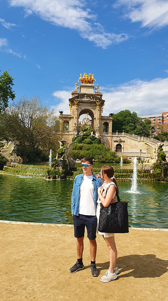 Etter hvert kom Ingrid på hotellet, og vi fikk oss en lang "guidet" tur - her i flotte Parc de la Ciutadella