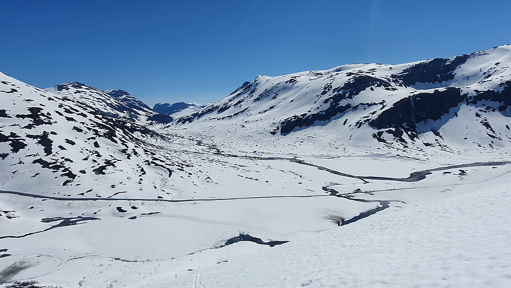 Tilbakeblikk på et snøfullt startpunkt på Slettvikane
