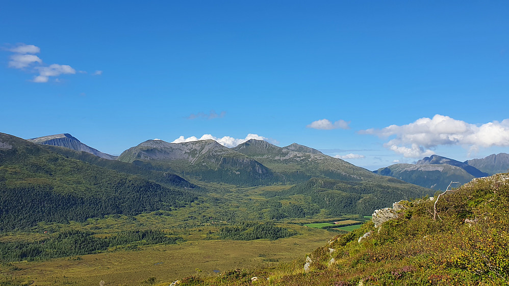 Kvannfjellet, Butippen, Bjørnen, Luten, Steintufjellet, Sørtussen og Stortussen
