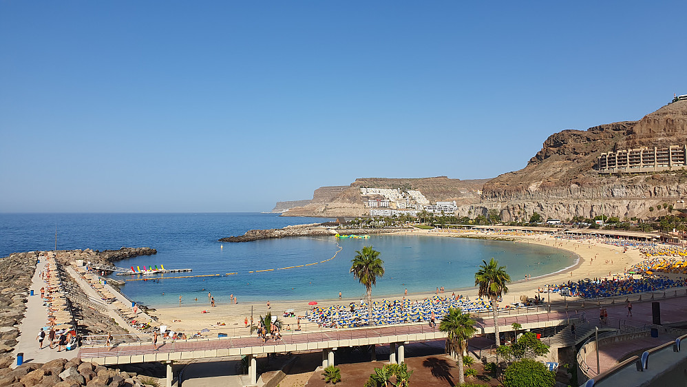 Playa de Amadores 
