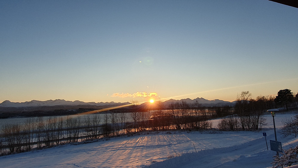 Solnedgang i Myrvegen 