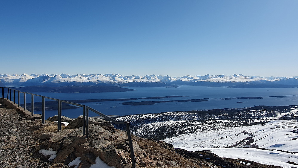 Dagens utsikt fra Søre Tusten