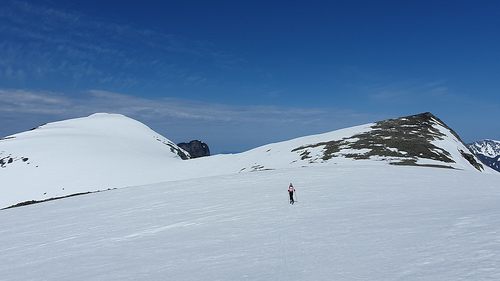 Sandfjellet og Kvasstinden (som ikke er så kvass her oppe)