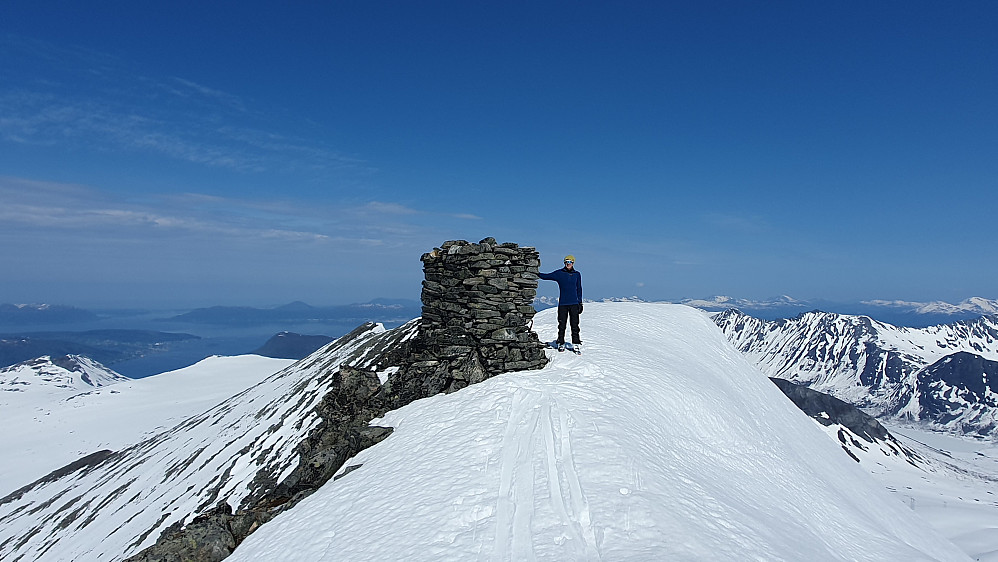 Solid varde på Sandfjellet