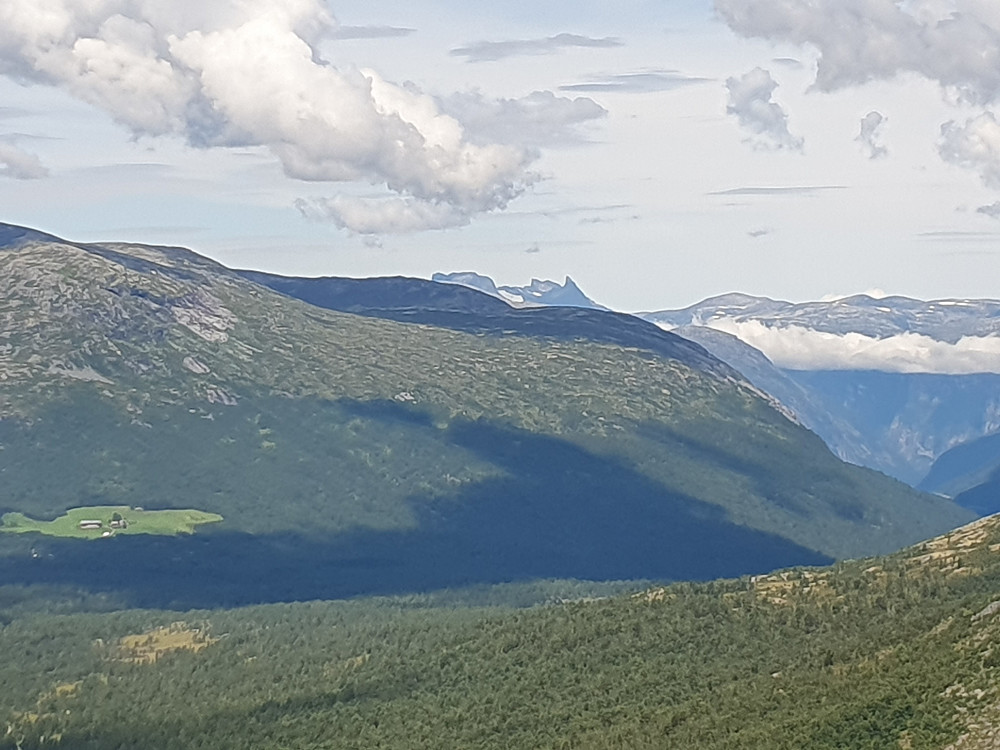 Store Vengetind zoomet inn 
