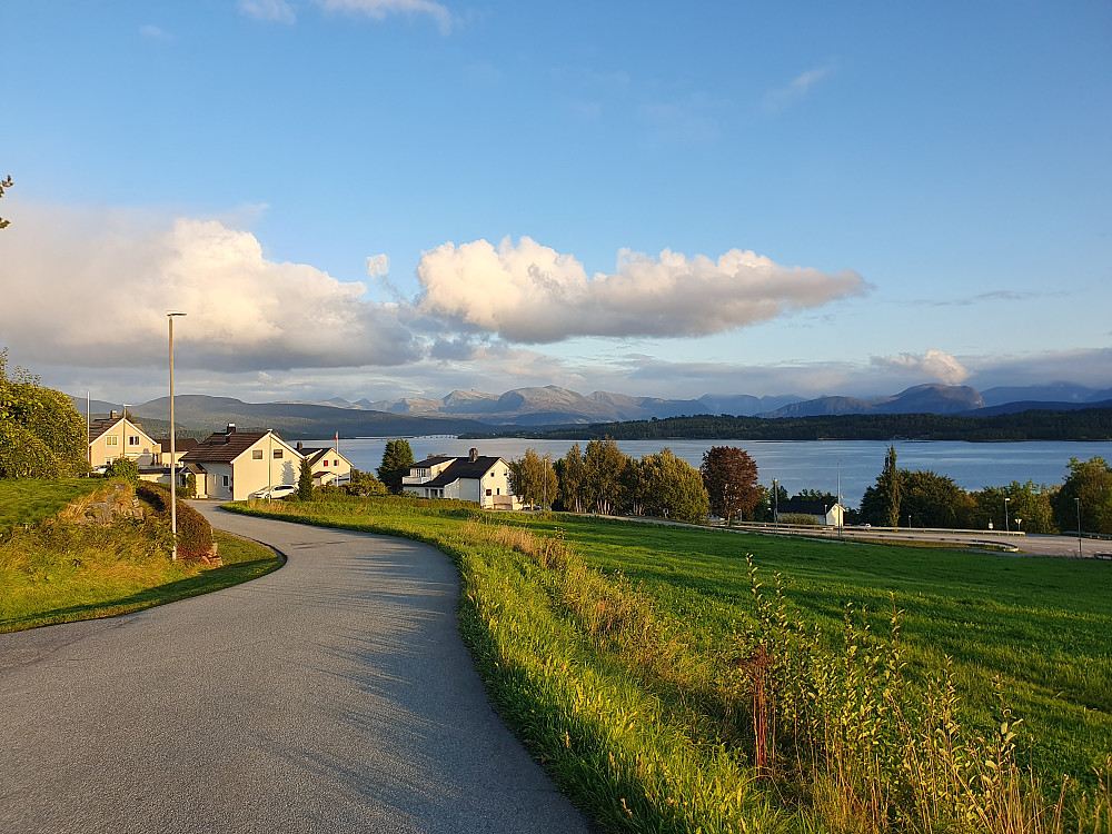 Prøvetur på Røbekk kvelden før m/Anne Marit. Første luftetur siden operasjonen 4. september. 