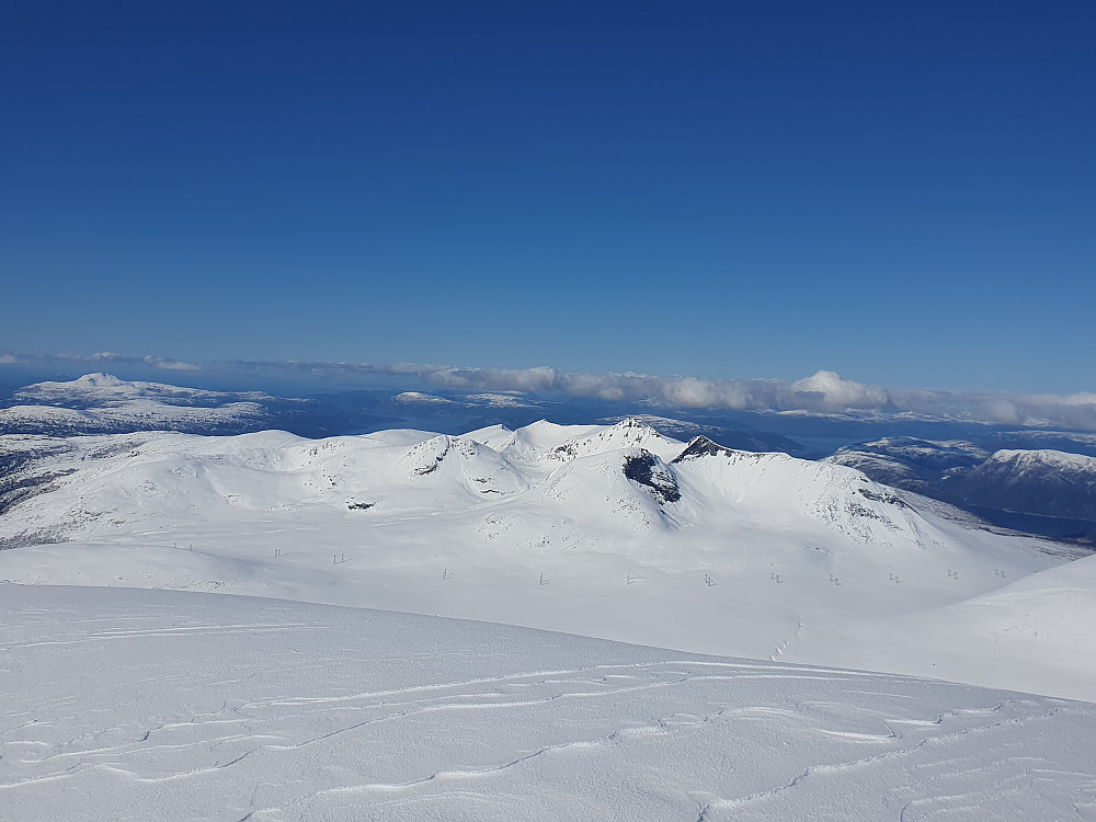 Populære skitopper på andre siden av Romsdals/Nordmørsskaret