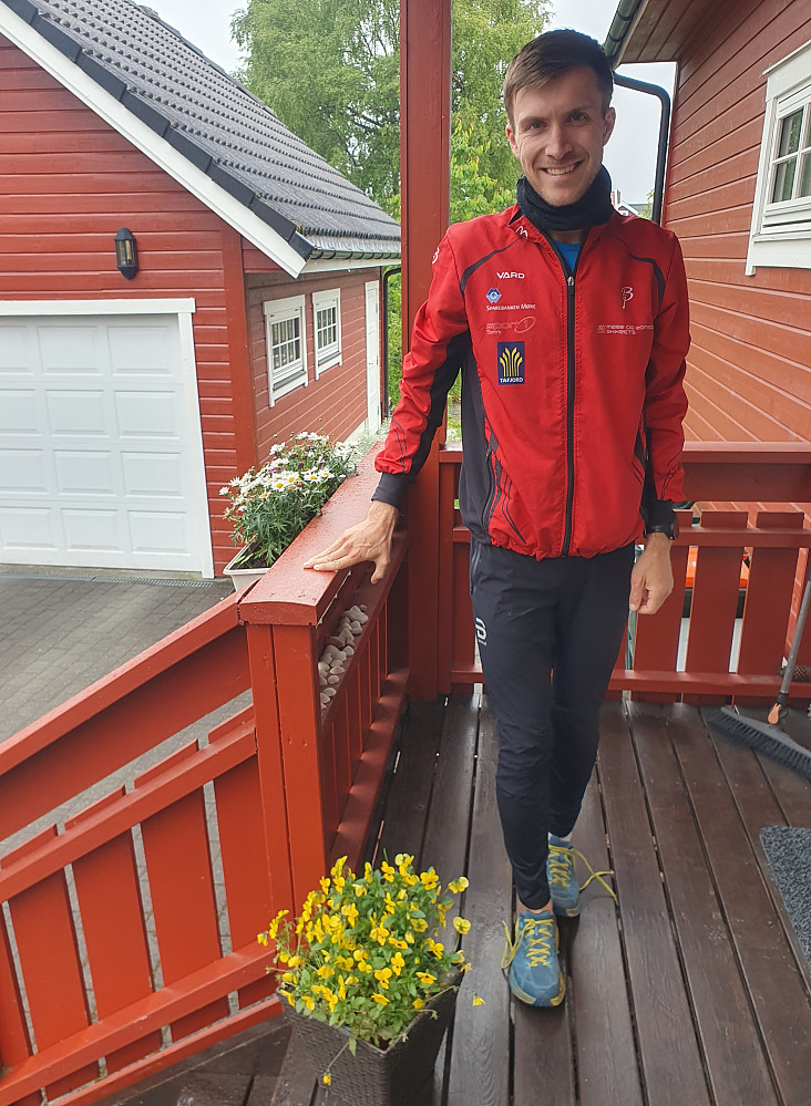 Arne klar for Hausentur. Ble Strava-rekord for ham på segmentet Årølia-Hausen i dag.