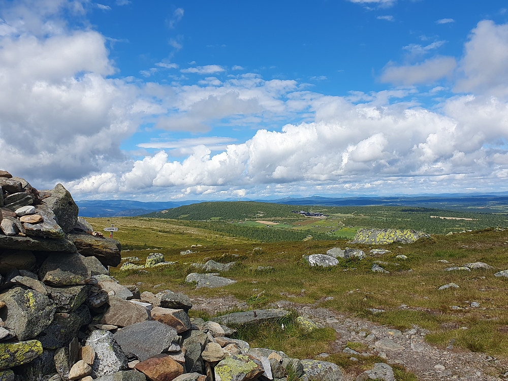Mot Hafjell og Pellestova