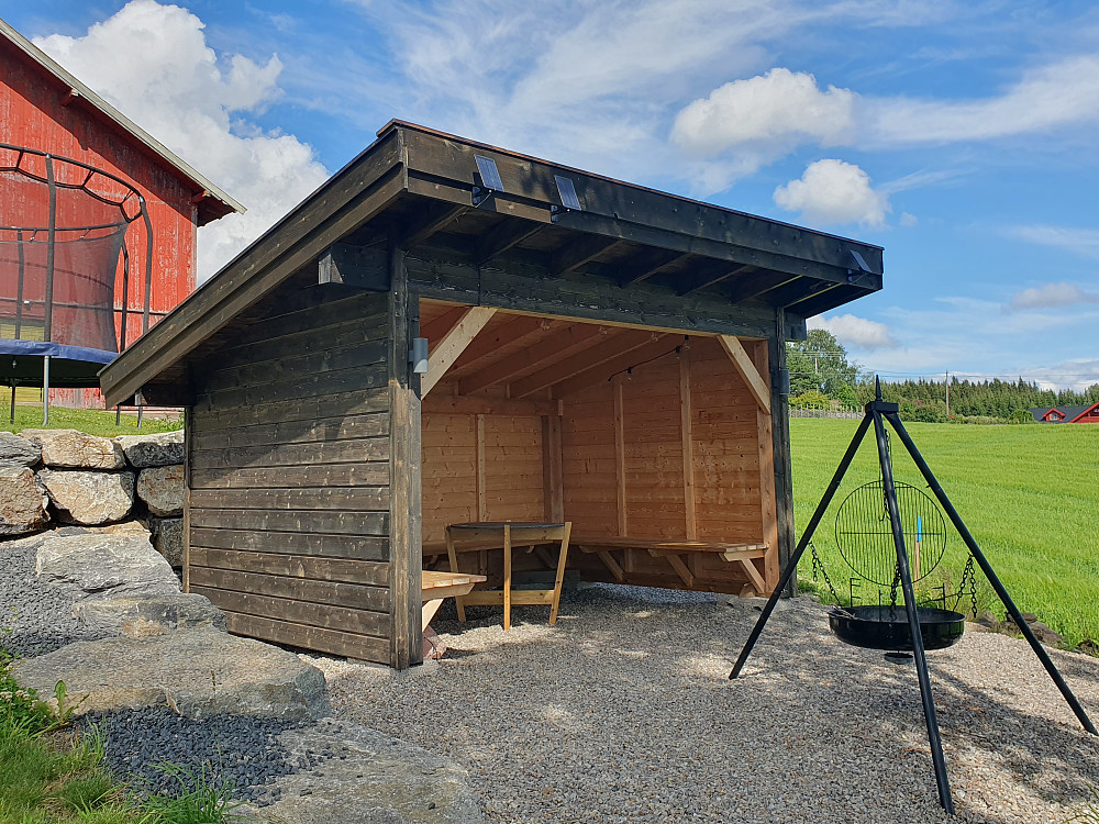 Lierberget gapahuk