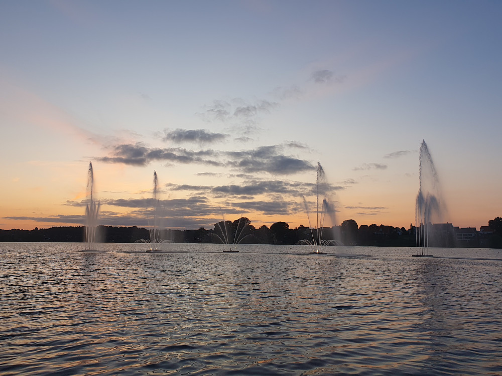 Kvelden før langs elvebredden (Silkeborg Langsø)