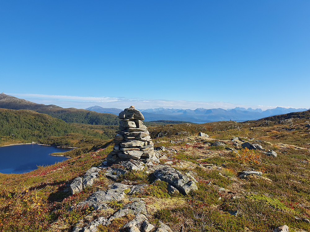 Vest for Moldevatnet (kunne trengt et annet navn)