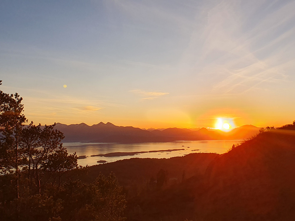 Solnedgang på Haukarheia 