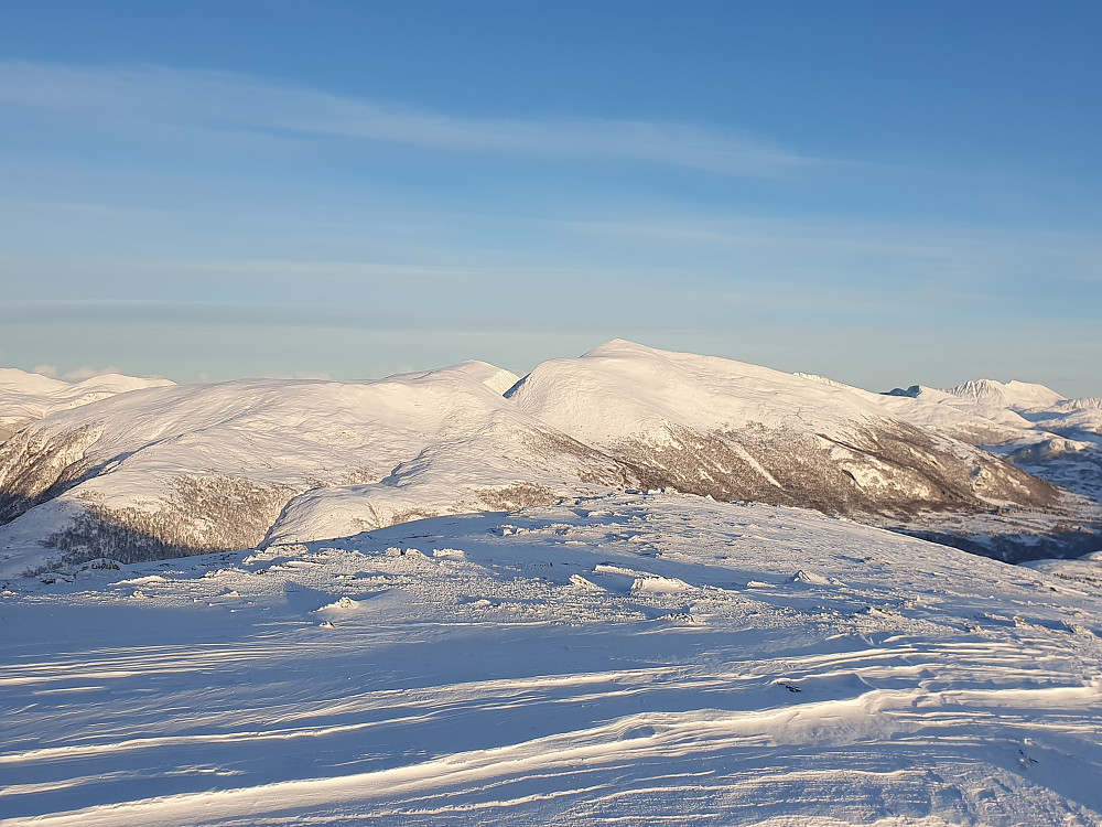 Mot Urfjellet, besteget senere på dagen :-) 