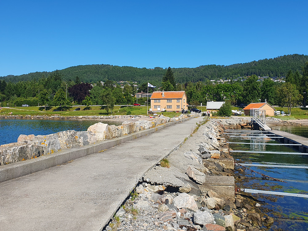 Fjærestua 