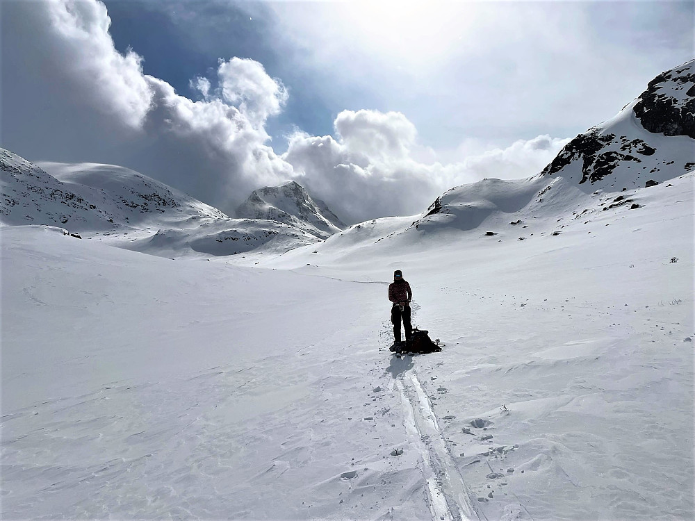 Fine Leirungsdalen. Godt å komme ut fra tåkehavet