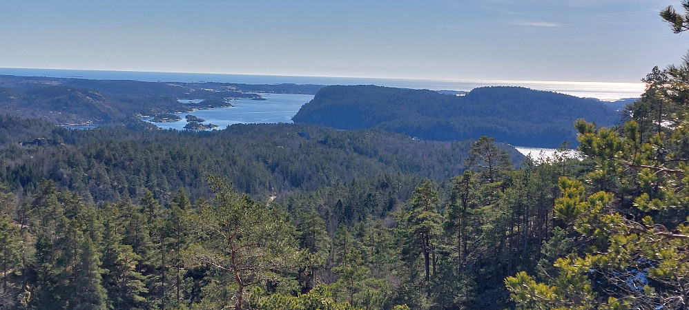Barlindåsen med utsikt mot Håøya