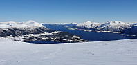 Karina_20230325_641ef7a1d5c5d.jpg