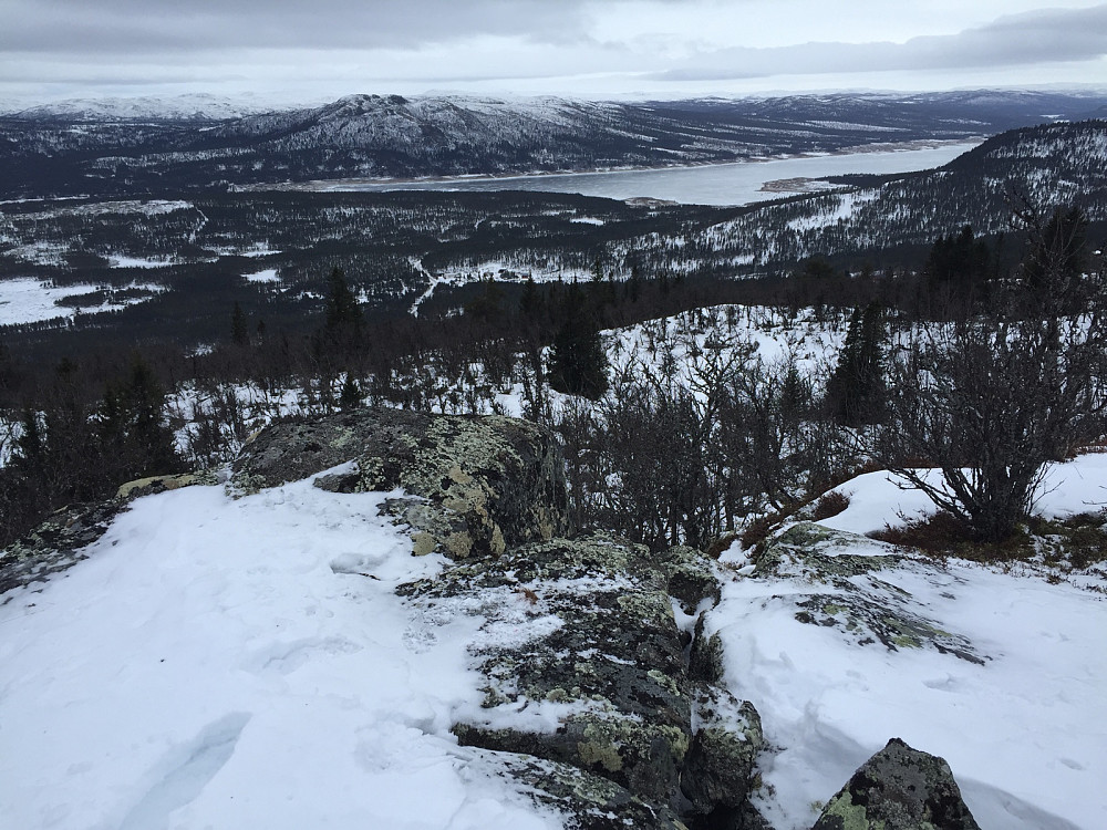 Fra Tunhovdåsen mot Pålsbufjorden