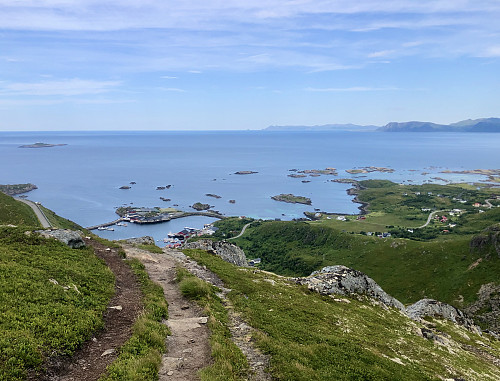 Utsikt over Stø, Gavlfjorden og vestkysten av Andøya.