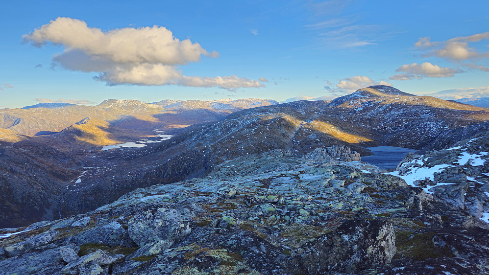Sprikltjønnin og sentrale Trollheimen.