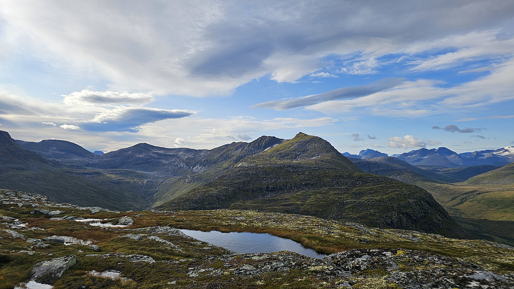 Trollhøtta og Søyådalen.