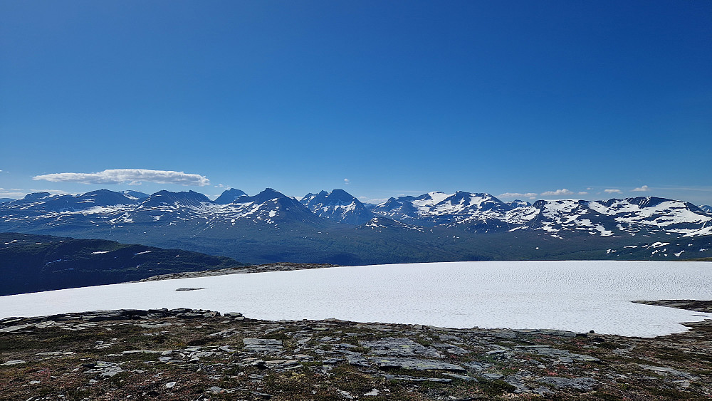 Fra Sulå Sør mot Innerdalsfjell.